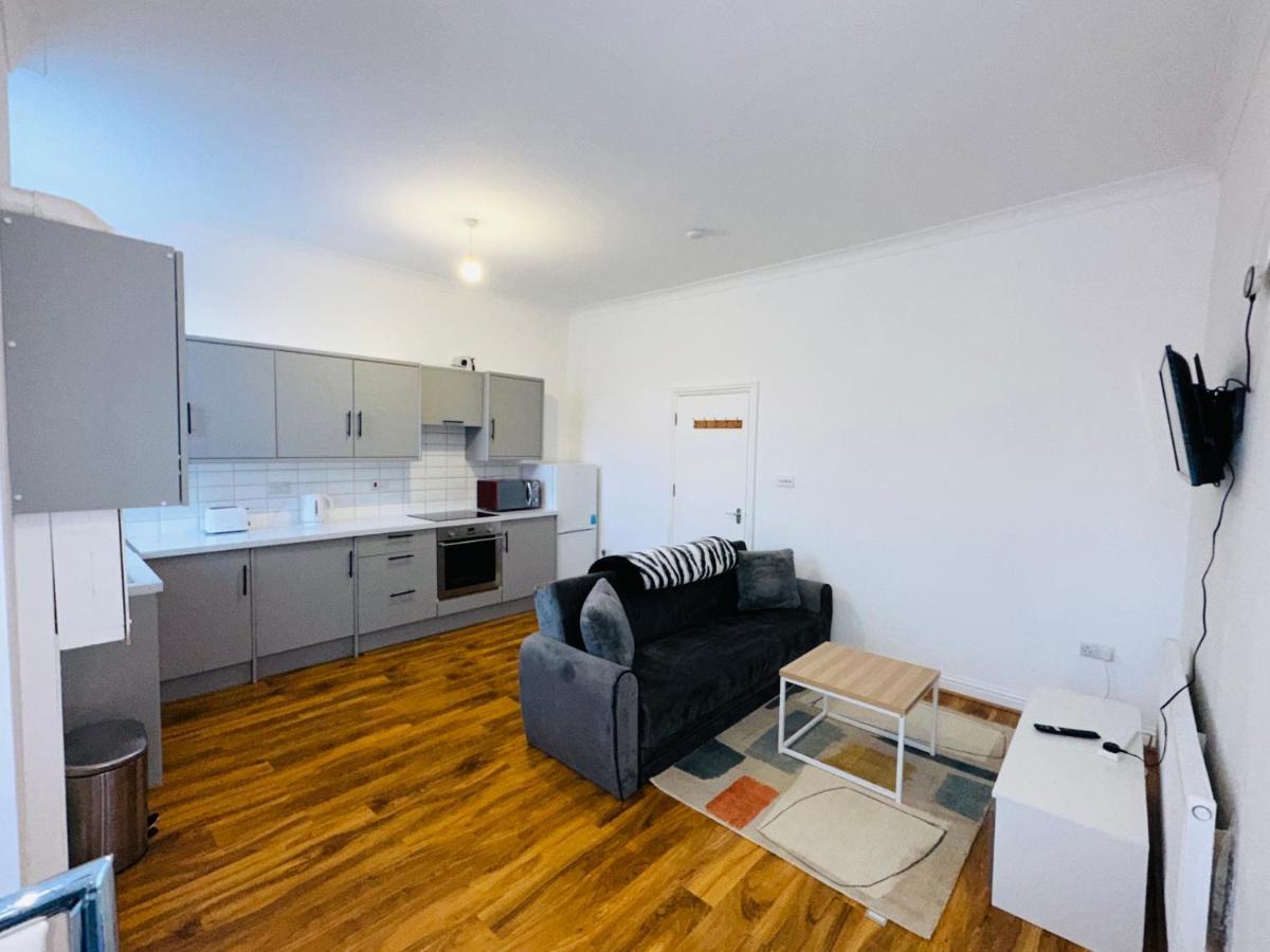 Newly Refurbished Two Bedrooms Flat St Leonards-on-Sea Exterior foto